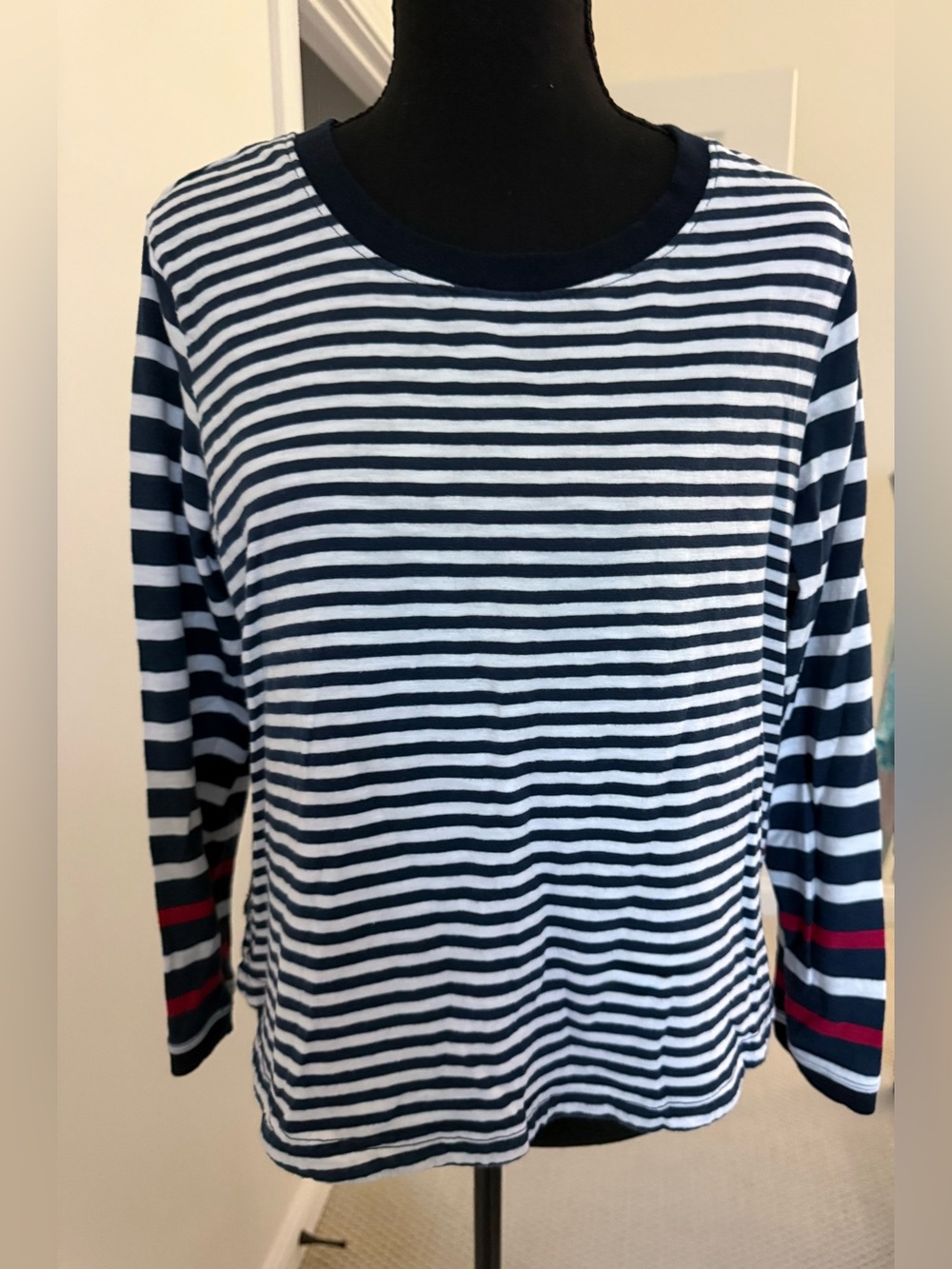 Women’s Navy & White Stripe Long-Sleeve Top